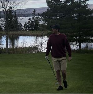 Meet your Posher, Alex